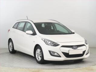 Hyundai i30 1.4 CVVT, Serv.kniha