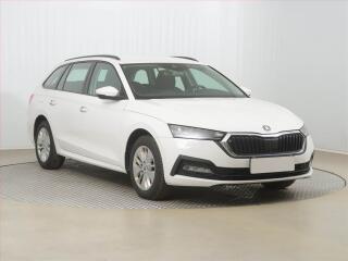 �koda Octavia Ambition 2.0 TDI, �R,1.maj