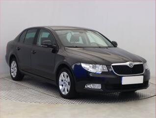 �koda Superb Comfort 2.0 TDI, Xenony