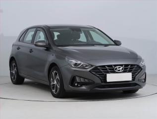 Hyundai i30 1.5 DPI, Serv.kniha, Tempomat