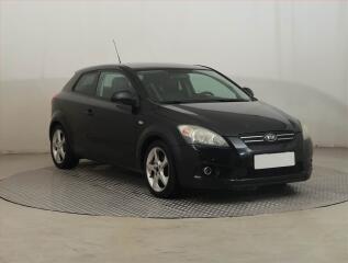 Kia Ceed 1.6 CRDi, po STK, udr�ovan�