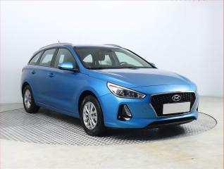 Hyundai i30 Trikolor 1.0 T-GDI, Serv.kniha