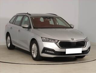 �koda Octavia Ambition 2.0 TDI, �R,1.maj