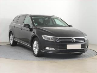 Volkswagen Passat Comfortline 1.6 TDI, Navi