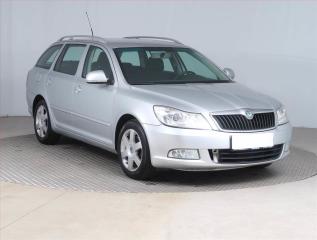 koda Octavia 1.6 TDI, R,2.maj, Serv.kniha