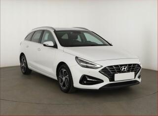 Hyundai i30 Family Smart 1.0 T-GDI, �R