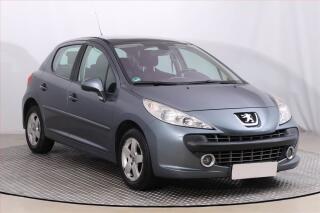 Peugeot 207 1.4 16V, nov� STK, zamluveno