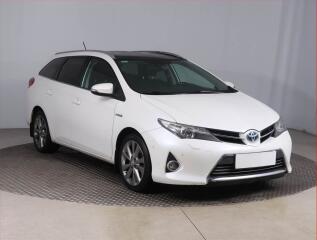 Toyota Auris Premium Hybrid, Automat