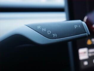 BMW Řada 3 (2008) 316 i, Serv.kniha, Tempomat - náhled 10