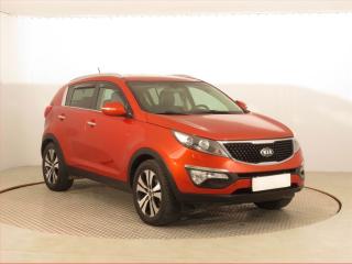 Kia Sportage 1.7 CRDi, Navi, Xenony