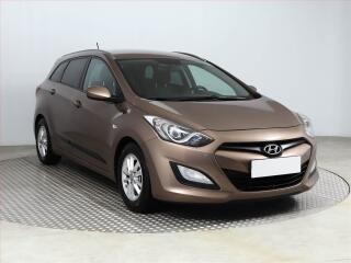 Hyundai i30 Trikolor 1.6 MPI, Serv.kniha