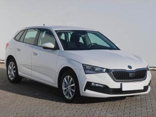 �koda Scala 1.0 TSI, Serv.kniha, Tempomat