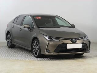 Toyota Corolla Style 1.5 VVT-i, Serv.kniha