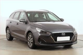 Hyundai i30 1.6 CRDi, Serv.kniha, Tempomat