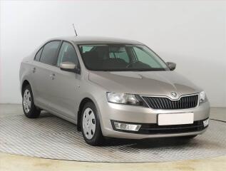 �koda Rapid 1.2 TSI, �R,1.maj, Serv.kniha