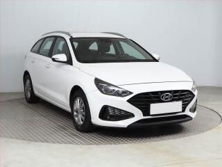 Hyundai i30 1.6 CRDi, �R,1.maj, Serv.kniha
