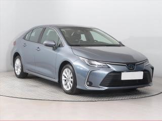 Toyota Corolla 1.5 VVT-i, Serv.kniha, Xenony