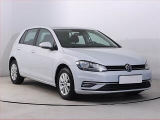 Volkswagen Golf 1.0 TSI, Tempomat