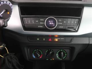 BMW Řada 5 (2015) 525d xDrive, 4X4, Automat - náhled 9