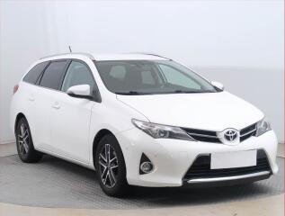 Toyota Auris 2.0 D-4D, Tempomat