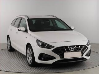 Hyundai i30 1.5 T-GDI MHEV, Serv.kniha