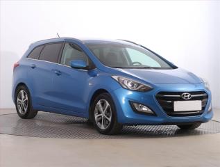 Hyundai i30 1.6 MPI, Serv.kniha, Tempomat