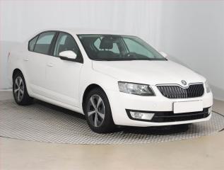 koda Octavia 1.6 TDI, Serv.kniha, Tempomat