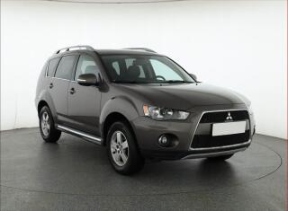 Mitsubishi Outlander 2.0 DI-D, 4X4, Tempomat