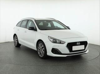 Hyundai i30 1.4 T-GDI, Serv.kniha, Navi