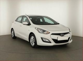 Hyundai i30 1.6 MPI, Serv.kniha, Tempomat
