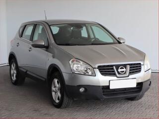 Nissan Qashqai 1.5 dCi, nov� STK, zamluveno