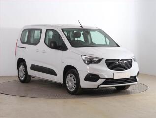 Opel Combo 1.2 Turbo, 5M�st, SR, 1Maj