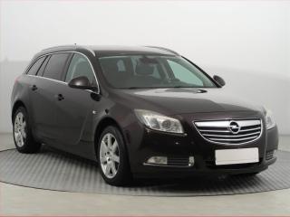 Opel Insignia 2.0 CDTI, Xenony, Tempomat