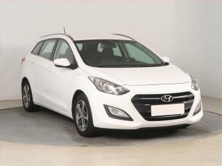 Hyundai i30 1.6 MPI, Serv.kniha, Tempomat