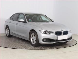 BMW 330e iPerformance, HYBRID