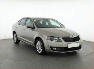 koda Octavia Style 2.0 TDI, Automat, Navi