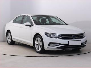 Volkswagen Passat Elegance 2.0 TDI