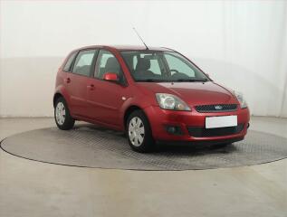 Ford Fiesta 1.3 i, nov� STK, obl�ben� v�z