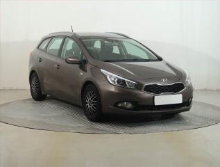 Kia Ceed 1.6 GDI, Serv.kniha