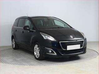 Peugeot 5008 1.6 HDi, 7�m�st, Navi, Xenony