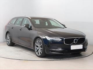 Volvo V90 D4