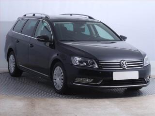 Volkswagen Passat Comfortline 2.0 TDI, Navi