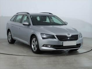 �koda Superb 2.0 TDI, Bi-Xenony, Tempomat