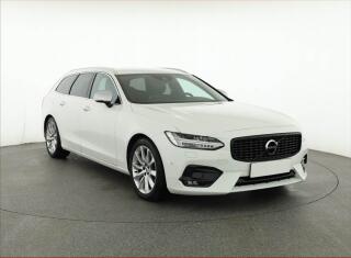 Volvo V90 D5 AWD