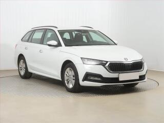 �koda Octavia Ambition 2.0 TDI, �R,1.maj