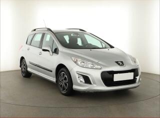 Peugeot 308 1.4 VTi, nov� STK, zamluveno
