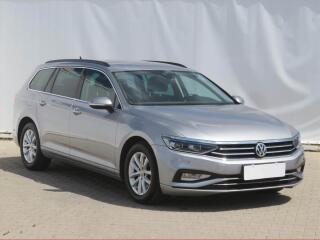 Volkswagen Passat Comfortline 1.6 TDI, Automat