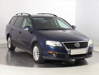 Volkswagen Passat 1.9 TDI, Navi, Xenony