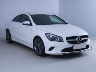 Mercedes-Benz CLA 200, NAVIGACE,SERVIS