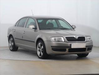 koda Superb 1.9 TDI, po STK, zamluveno